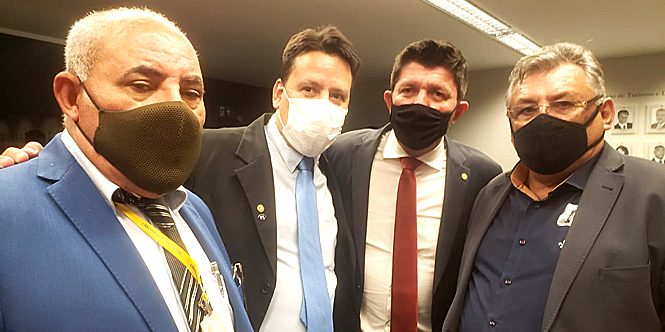 SAI DE PAUTA PROJETO QUE DESEMPREGA EM MASSA NOSSA CATEGORIA. MAS LUTA SEGUE!